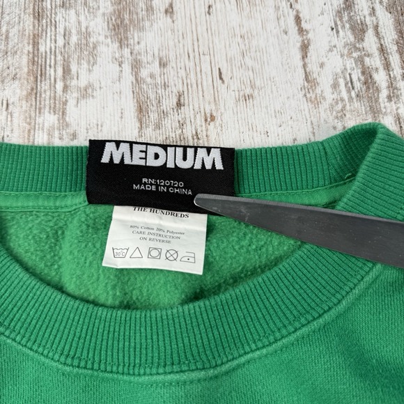 The Hundreds Vintage Embroidered Crewneck Sweatshirt, Unisex Size Medium, Y2K - Picture 4 of 8